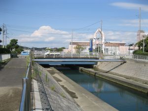橋の写真”width=