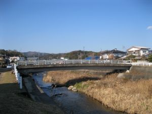 橋の写真”width=
