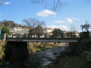 橋の写真”width=